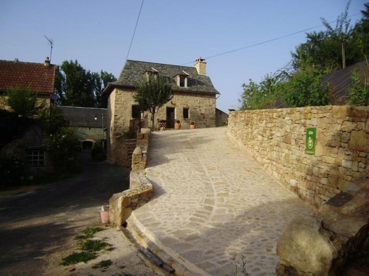 Gite Du Travers Sebrazac Habitación foto